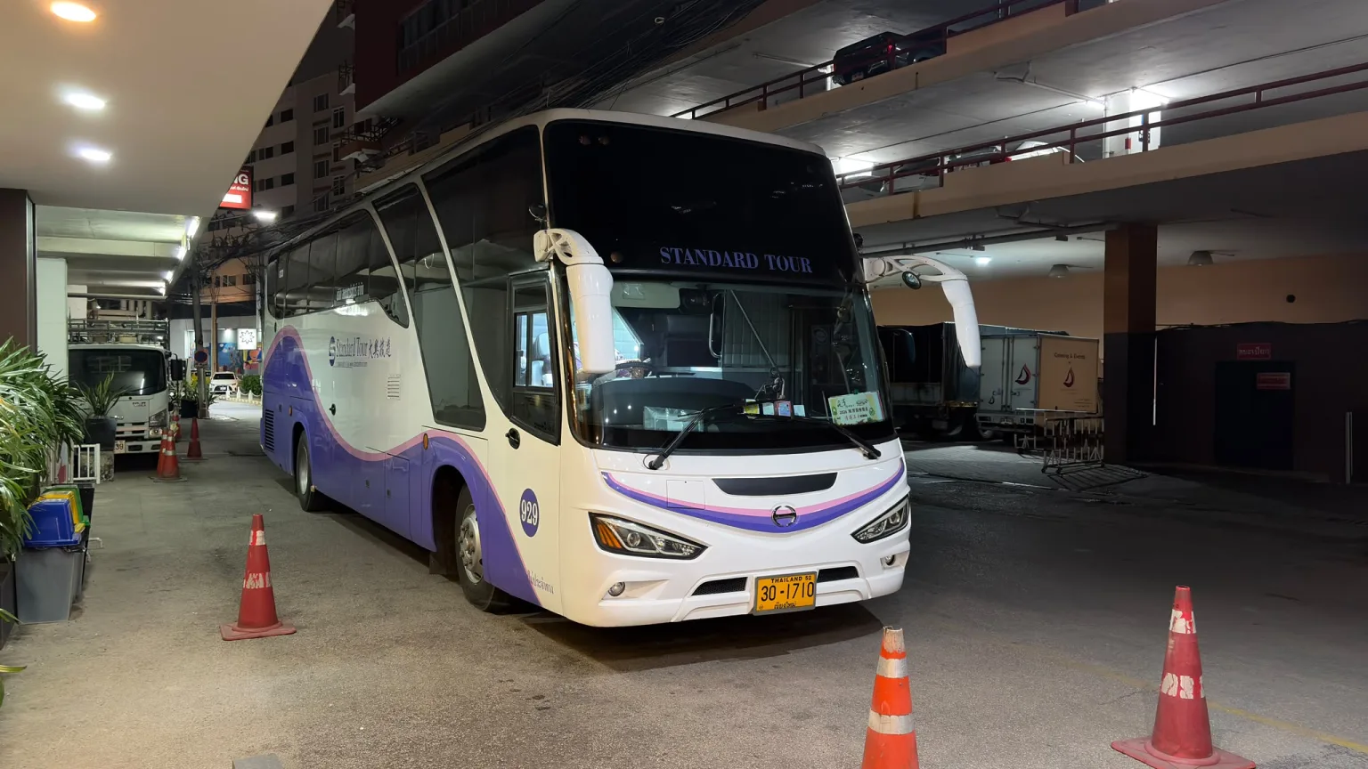 Bus 2 Departure to Potluck Dinner (from Movenpick)